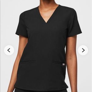 Women’s black Figs set